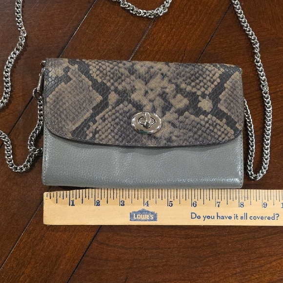 (J9) Coach Snake Print and Gray Crossbody Bag - Picture 8 of 9